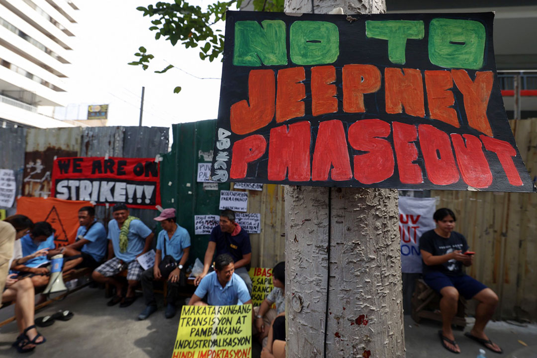 Jeepney-driver-transport-strike