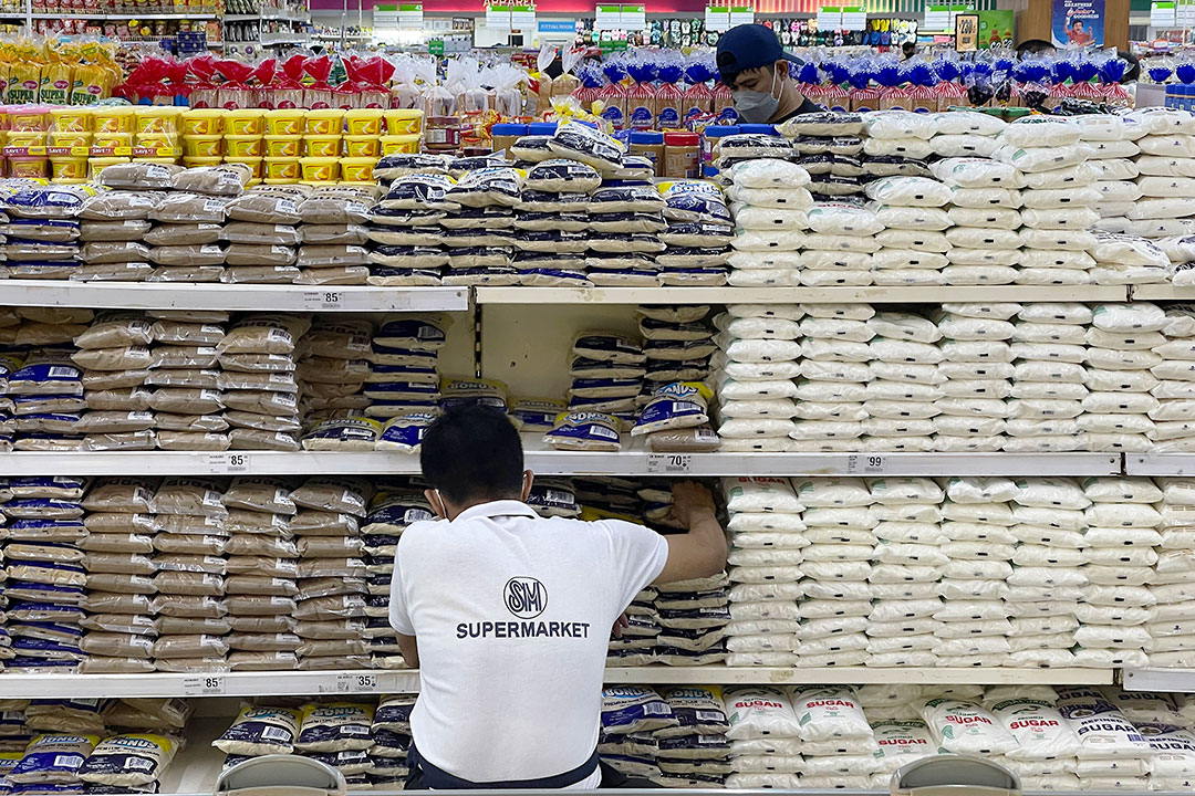 grocery-sugar-worker-wc