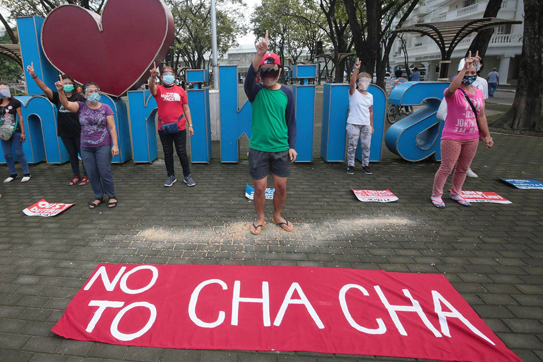 Charter change protest