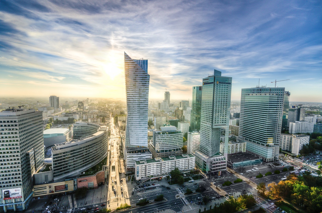 warsaw-996626_1280