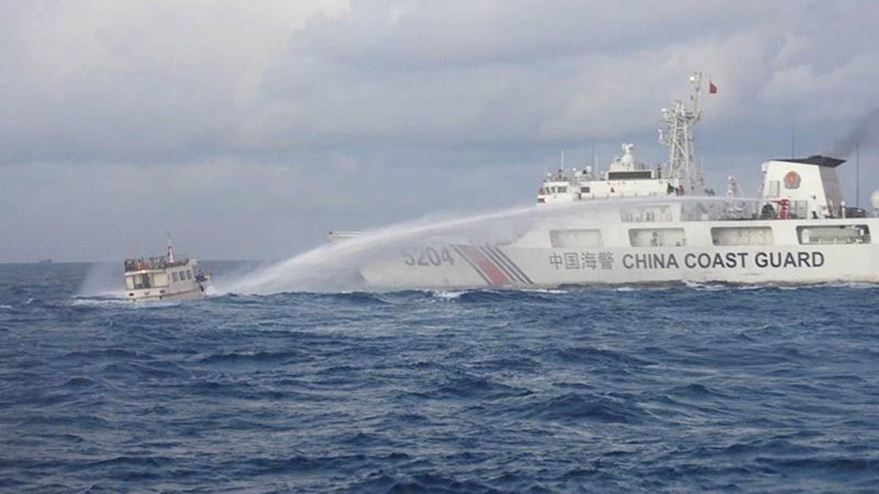 water-cannon_Philippine Coast Guard