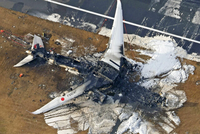 Japan Airlines’ (JAL) Airbus A350-fire