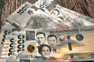Peso-currency-17-300x200 Government raises borrowing program to P2.57 trillion