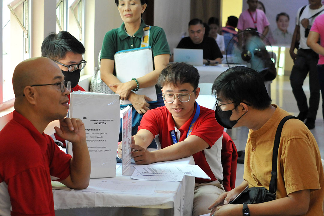 job fair-applicant