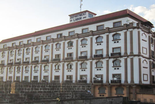 PHL monthly full-time wage averages P21,544