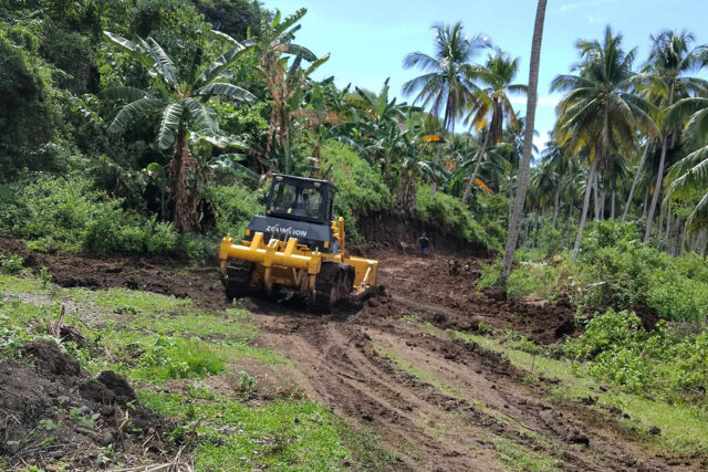 Sultan Kudarat-Bulldozer