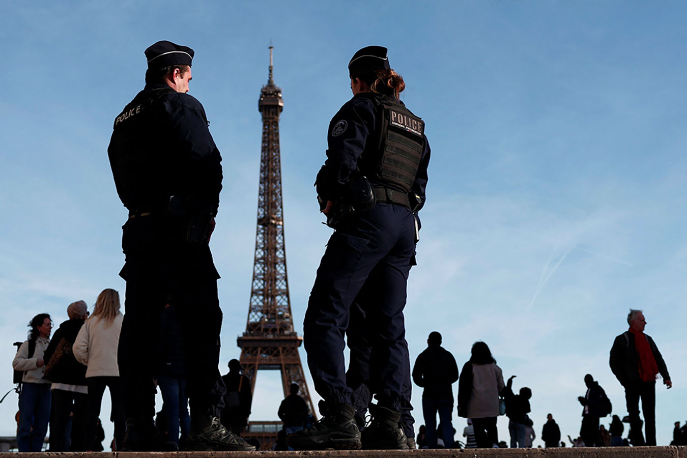 France-Eiffel Tower-Police