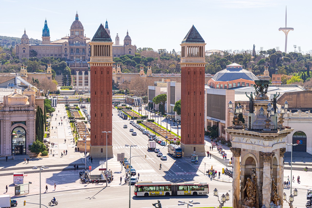 travel-spain-barcelona5188598_1280