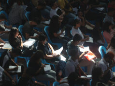 Philippine firms tackle wage hike conundrum