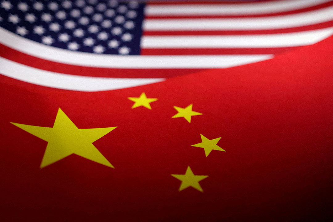US-China flags