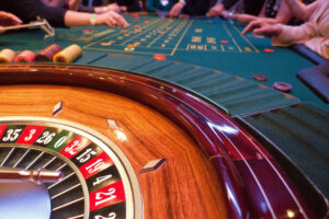 Casino-resort operators may get slight boost from e-gambling crackdown