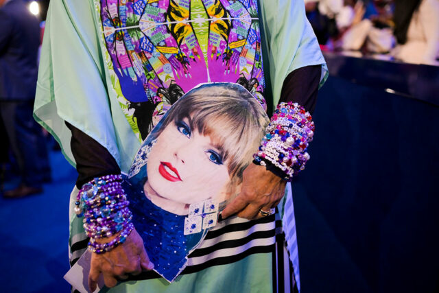 Taylor Swift-Bloomberg