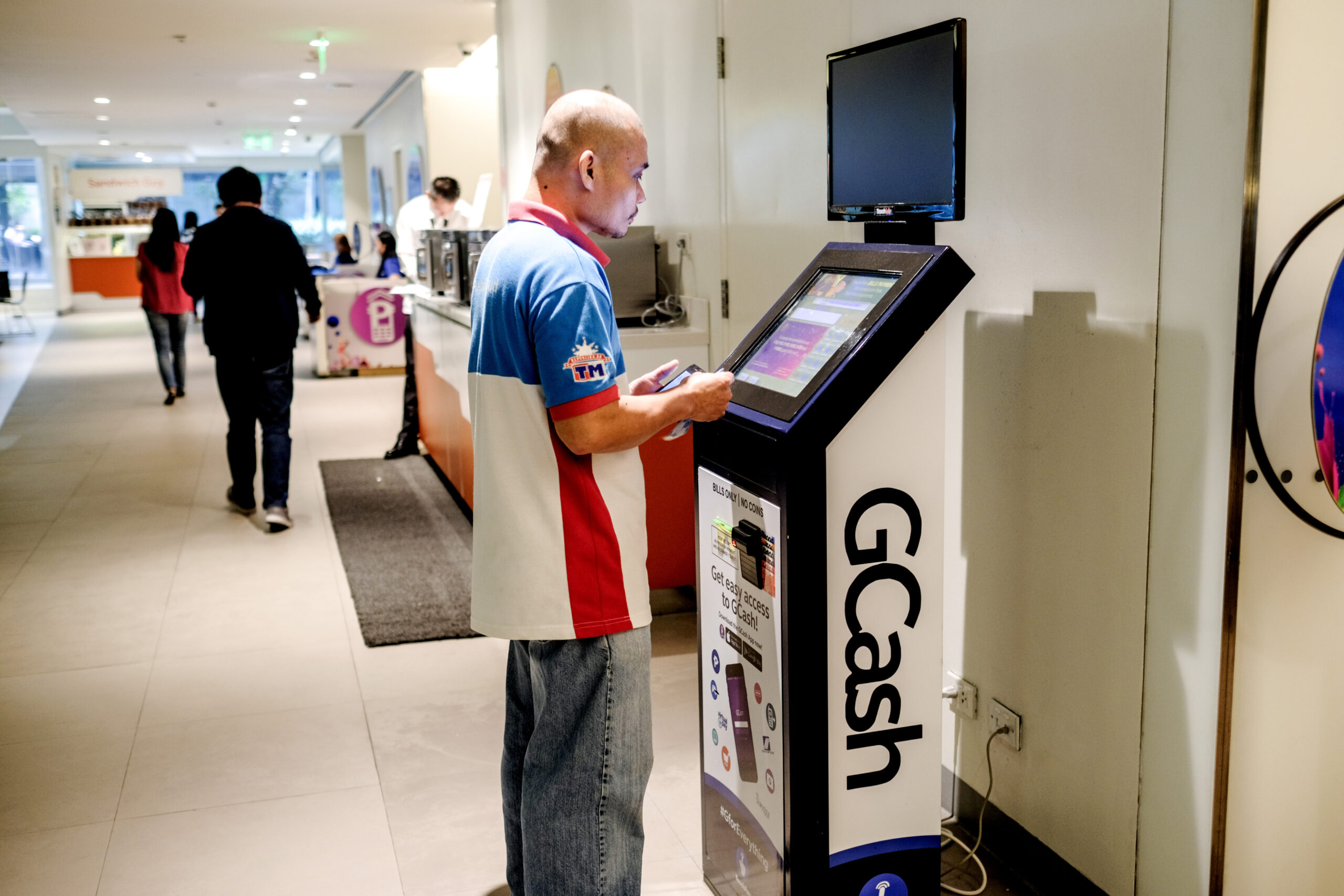Inside a Globe Telecom Inc. Store-BLOOMBERG
