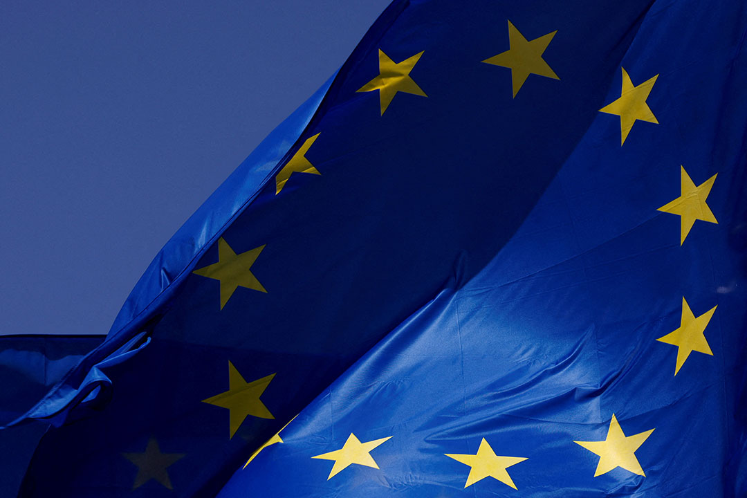 EU-European_Union_flags