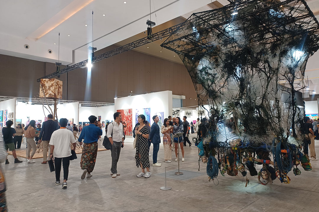 Air-Pasang-by-Iwan-Yusuf-at-Art-Jakarta