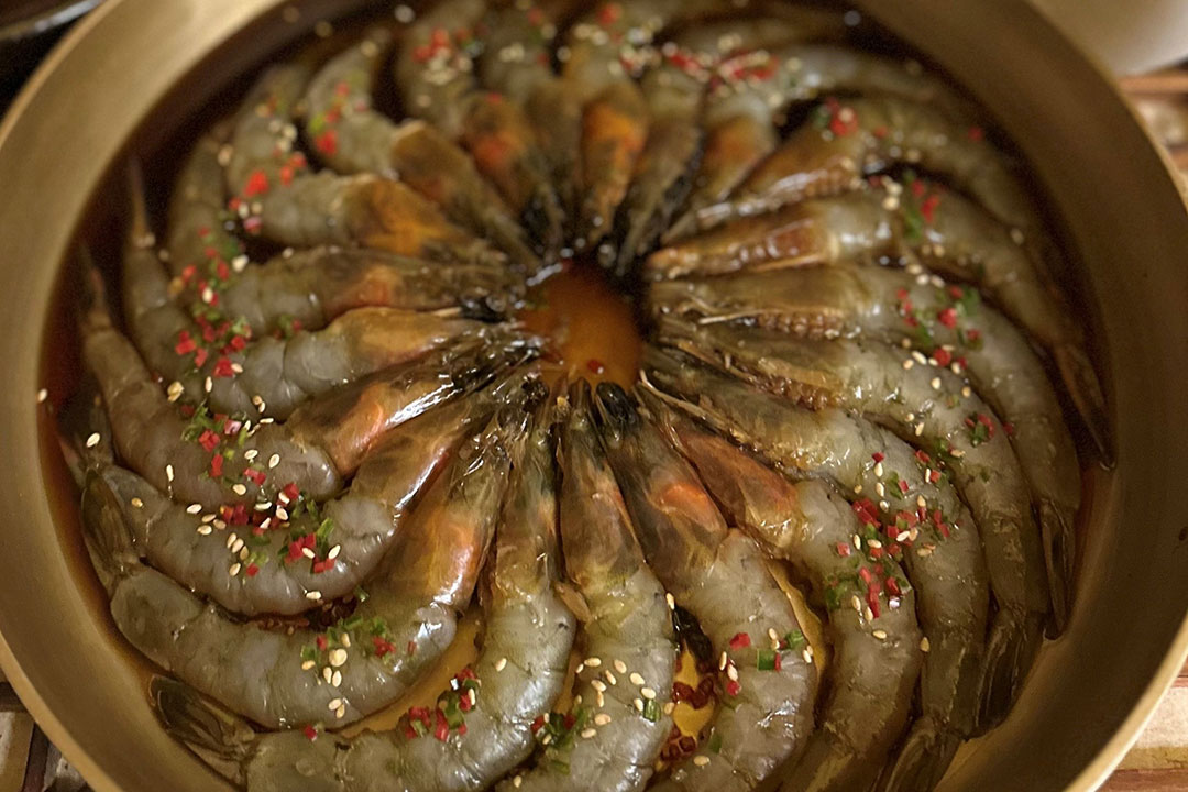 GANJANG-SAWOOJANG---Soy-sauce-marinated-raw-prawn