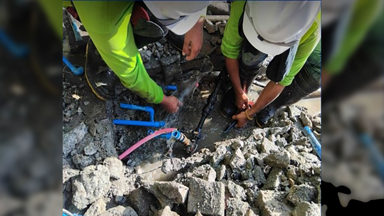 Maynilad-worker