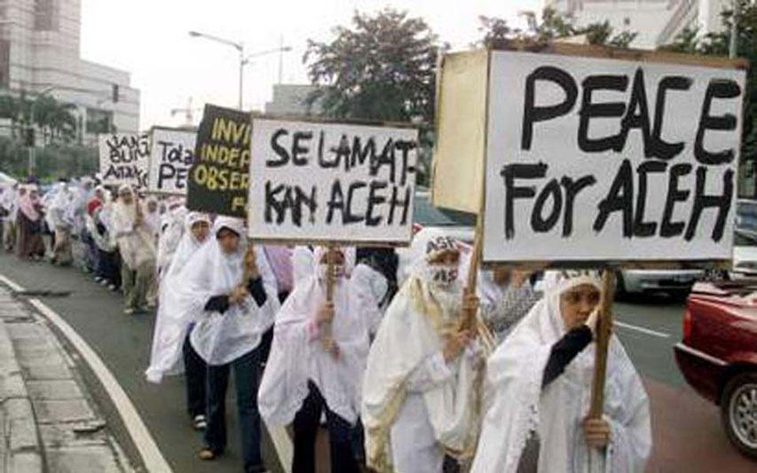 women-activists-Indonesia
