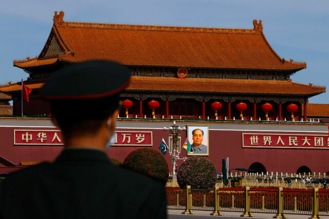 China-Great Hall of the People-soldier