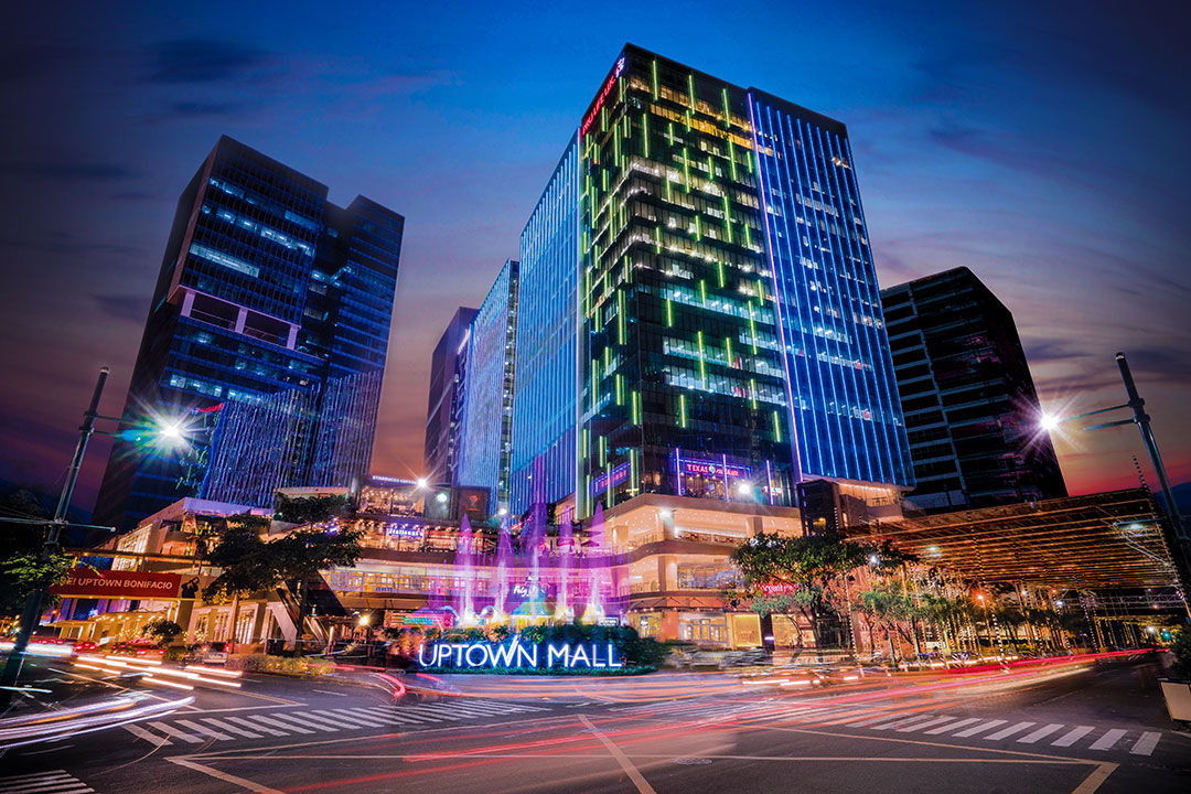 Uptown-Mall-Facade