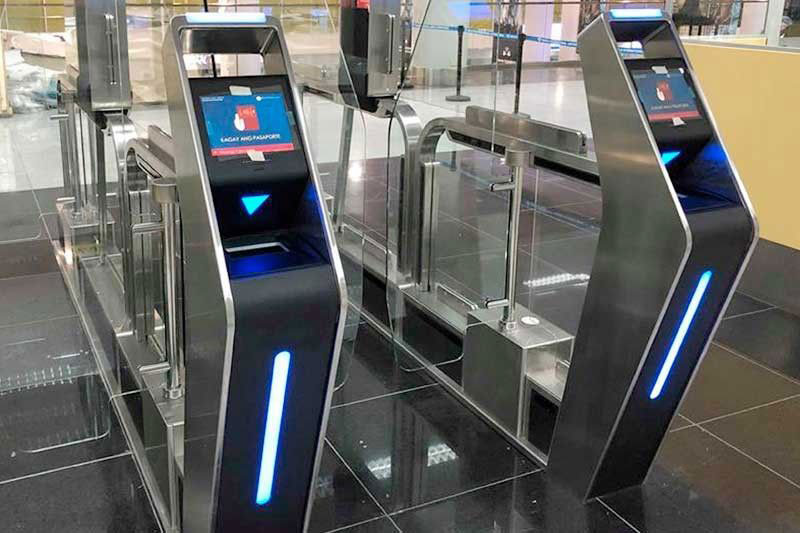 naia-immigration-e-gates