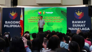 Marcos launches revamped outpatient program with more medicines, screenings