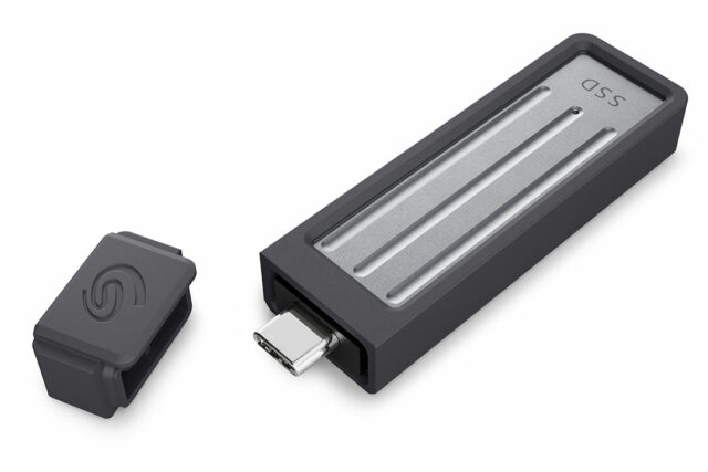 seagate-ultra-compact-ssd-cap-grey-hi-res