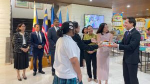 Big Bad Wolf Books donates to DepEd, public library
