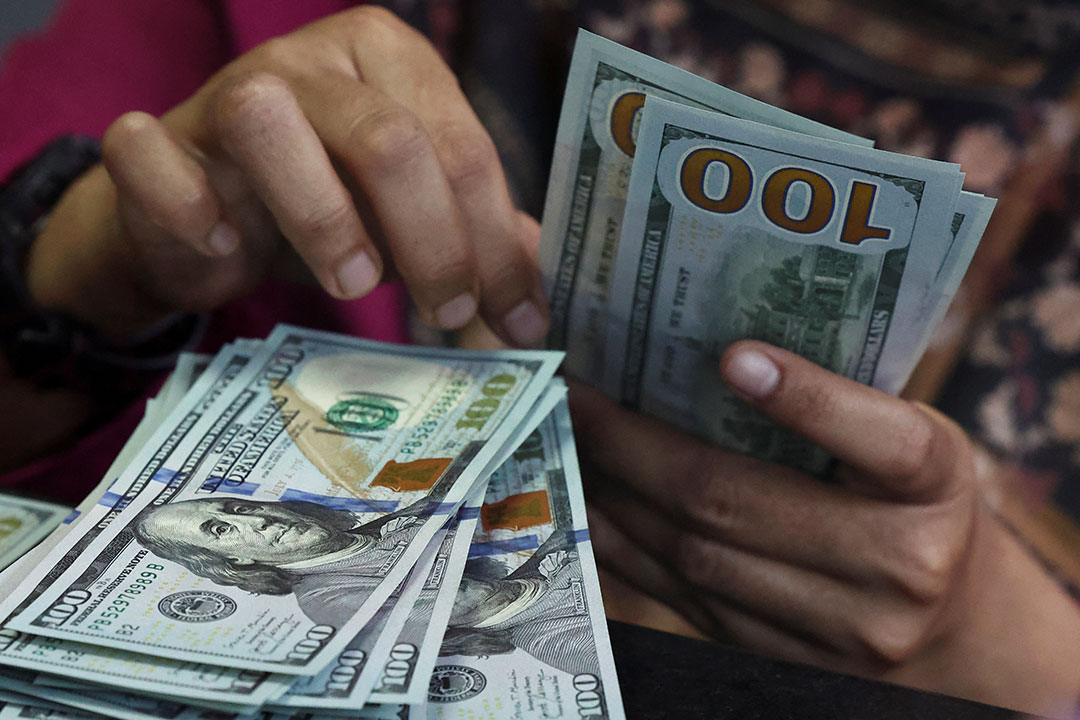 Dollar currency-wc