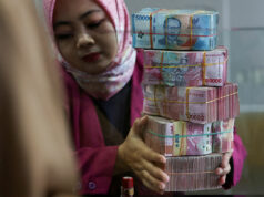 Indonesia’s central bank keeps rates steady, focuses on rupiah’s stability