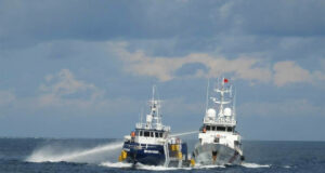 China conducts patrol around disputed South China Sea shoal