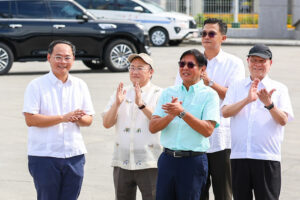 Marcos unveils unified toll collection system