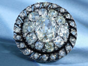 Napoleon’s diamond brooch heads to auction for the first time