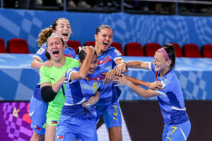 Filipina5 vs S. American heavyweight Argentina in Futsal World Cup