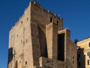 Worker trapped under collapsed medieval tower in Rome dies, media says