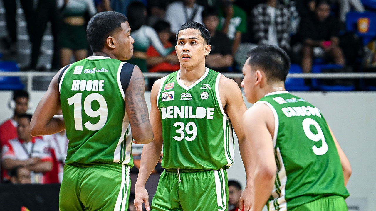 COLLEGE OF ST. BENILDE BLAZERS