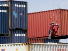 Customs chief expects revenue collection to hit P939 billion this year