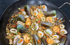 Instead of ham, how about Seafood Paella for Noche Buena?