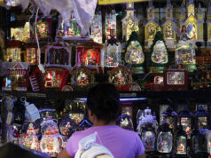 Poll: GDP growth likely slowed in Q4