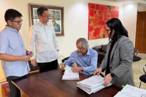 Razon files cyberlibel complaint against Barzaga