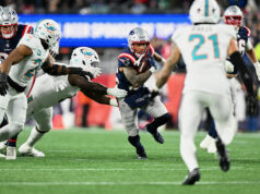 Patriots throttle Dolphins, capture 2nd seed in AFC
