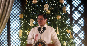 Marcos to adhere to ouster process