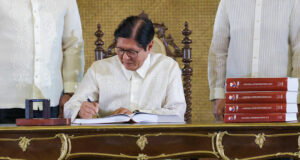 Marcos vetoes P92.5-billion in unprogrammed funds in 2026 budget