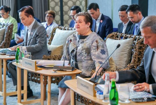 Philippines hosts ASEAN foreign minister retreat to tackle regional issues