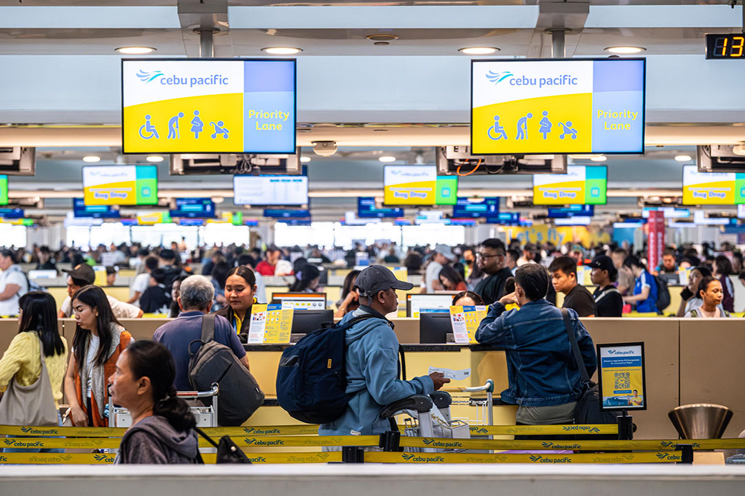 NAIA-airport-passenger