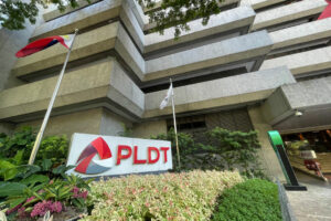 PLDT, EdgePoint to deploy solar-powered telco towers