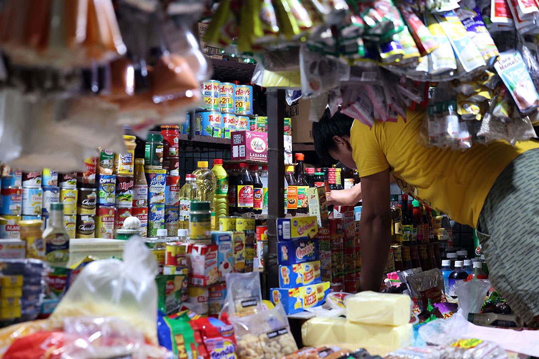 sari sari store-vendor