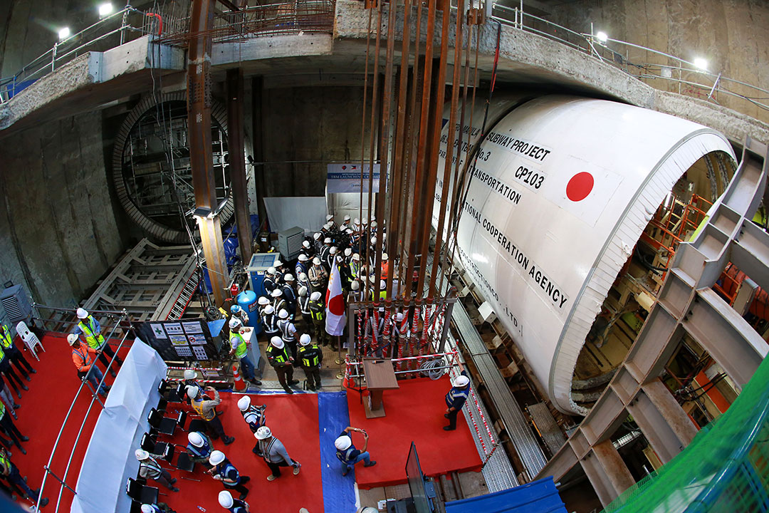 subway-tunnel boring machine