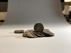 Converging evidence for monetary policy tightening