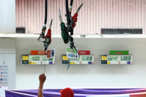 Fuel retailers roll back gasoline, diesel prices